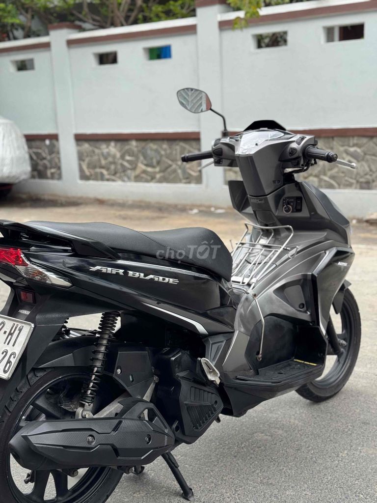 Honda Air Blade 2016 - ảnh 3