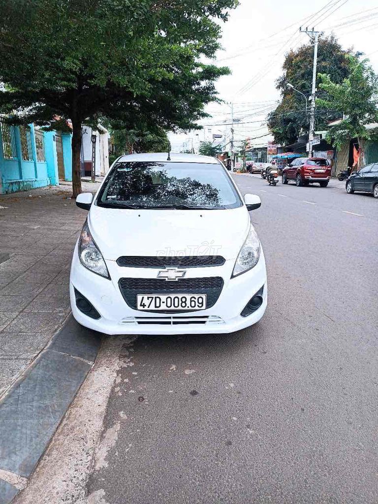 Chevrolet Spark 2017 - ảnh 1