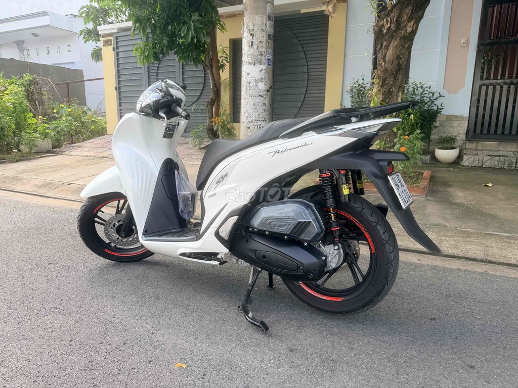 Honda SH 2025 - ảnh 1