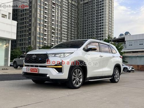 Toyota Innova Cross HEV 2.0 CVT 2023 - ảnh 1