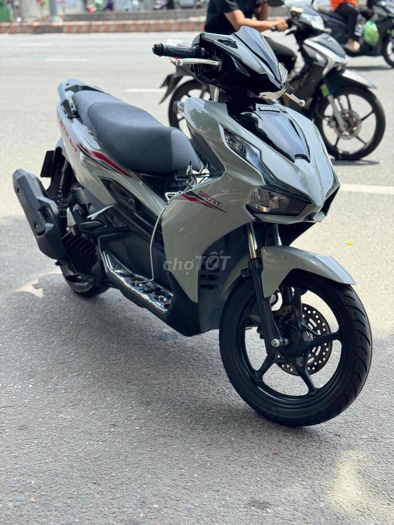 Honda Air Blade 2023 - ảnh 2