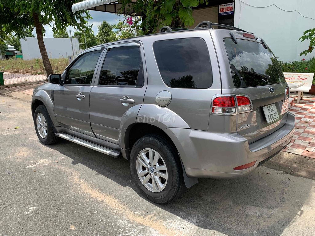 Ford Escape 2010 - ảnh 2