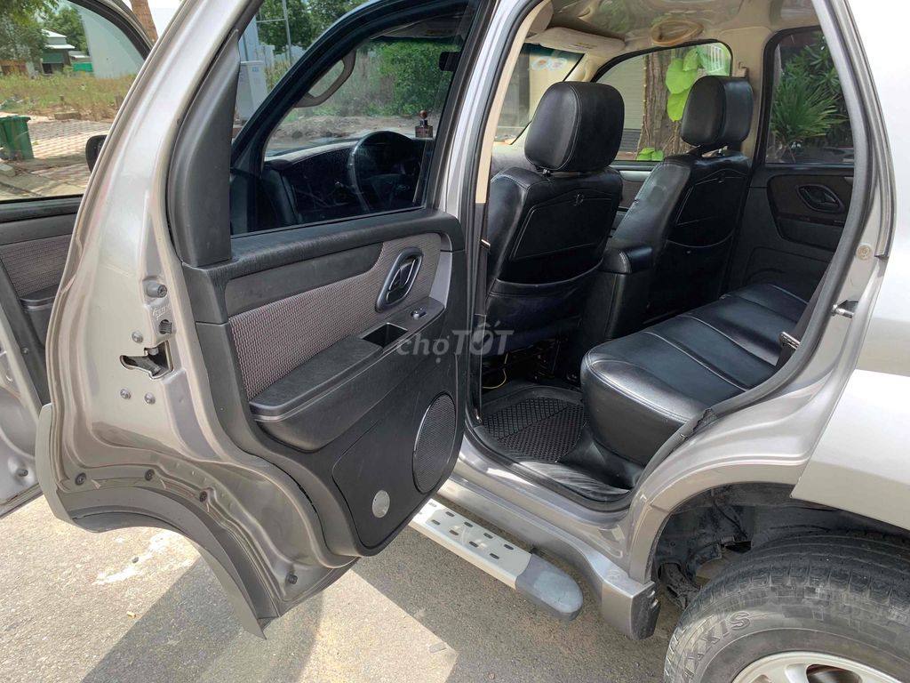 Ford Escape 2010 - ảnh 4