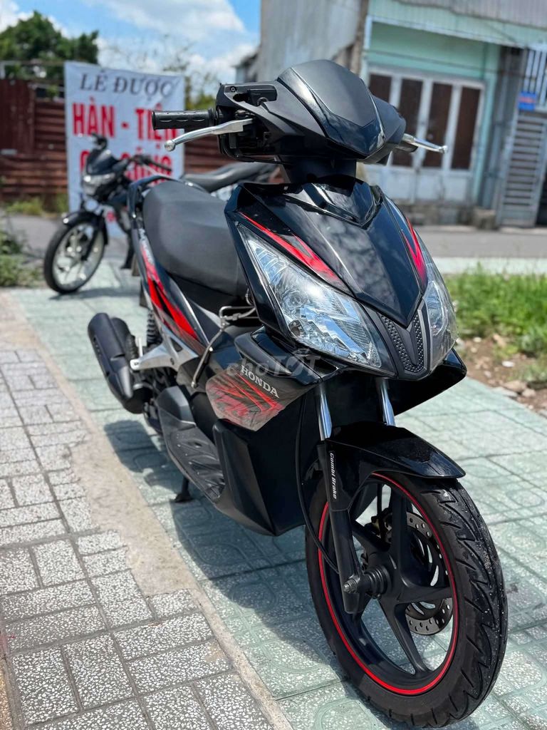 Honda 2012 - ảnh 5