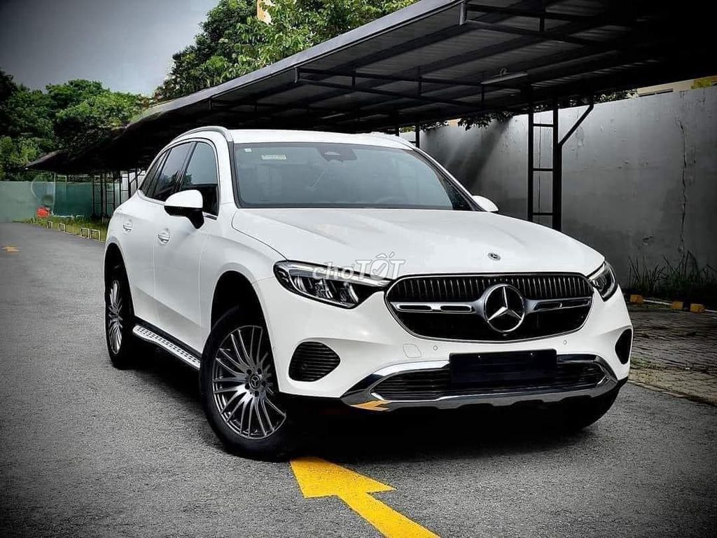 Mercedes-Benz - ảnh 2