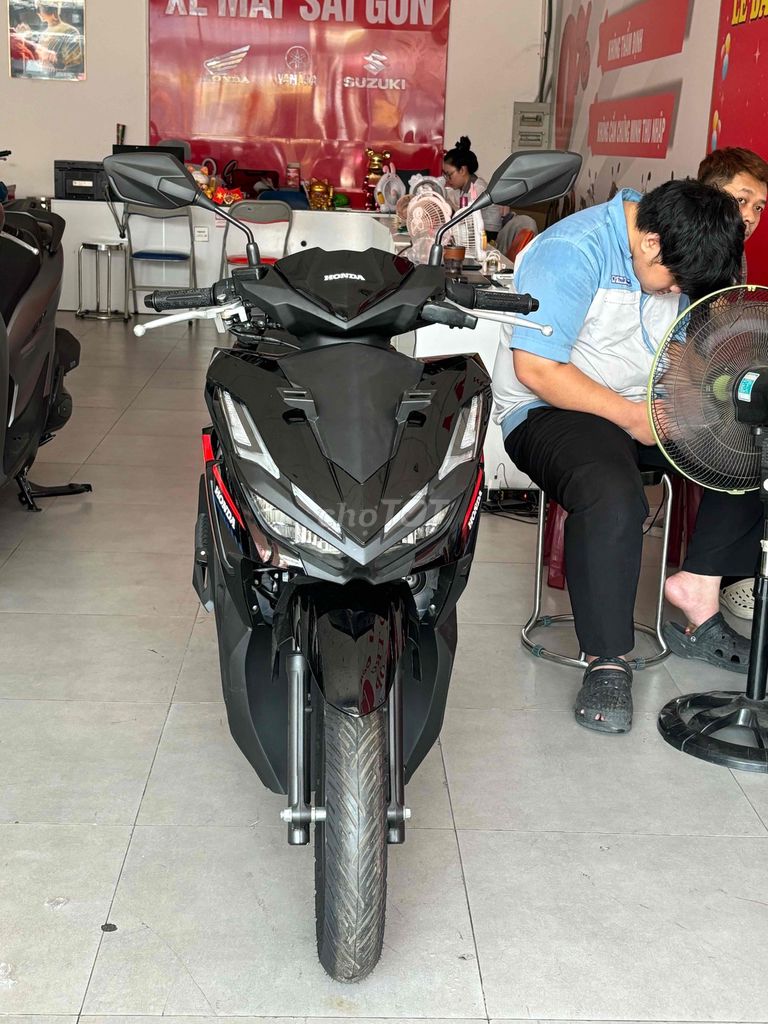 Honda Vario - ảnh 2