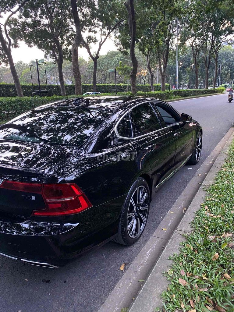 Volvo 2016 - ảnh 1