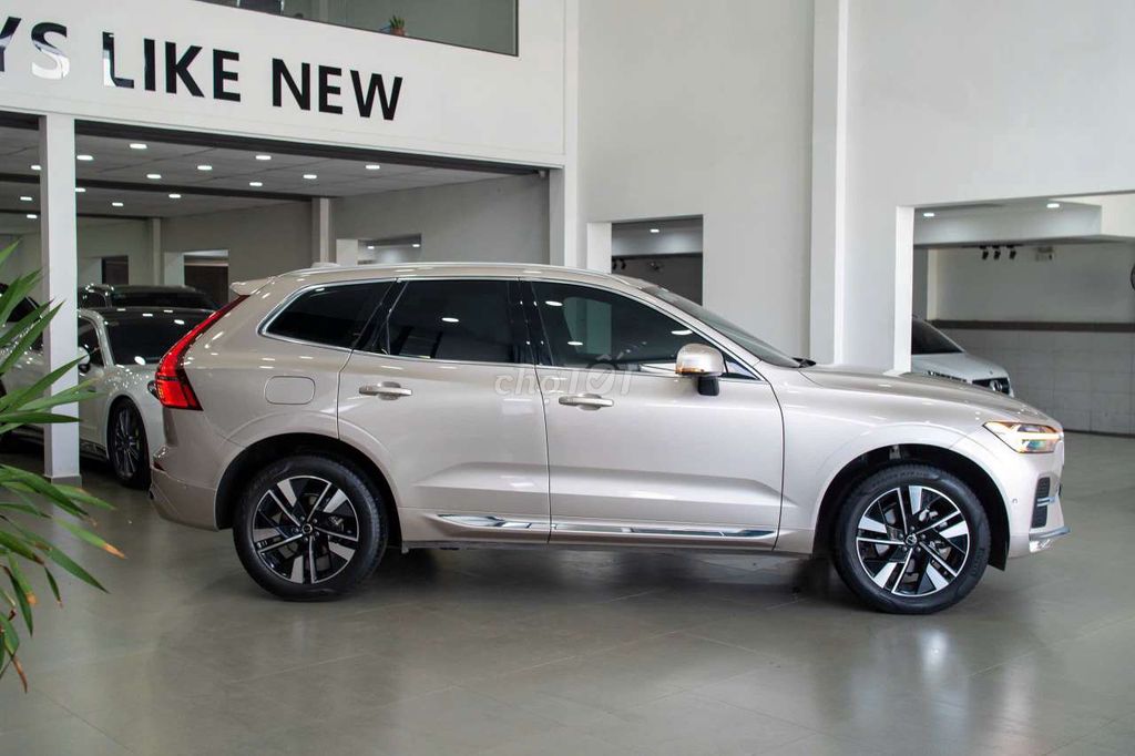 Volvo XC60 2025 - ảnh 4