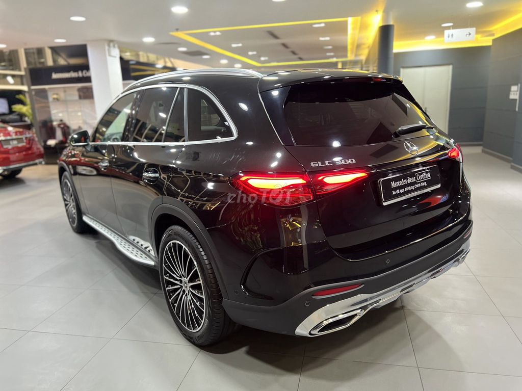 Mercedes-Benz 2025 - ảnh 4