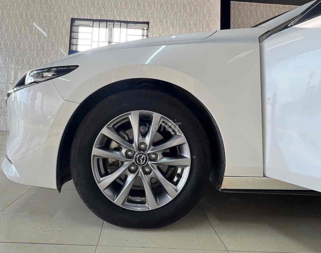 Mazda 3 - ảnh 2
