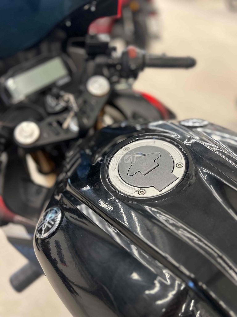 Yamaha R 2019 - ảnh 4