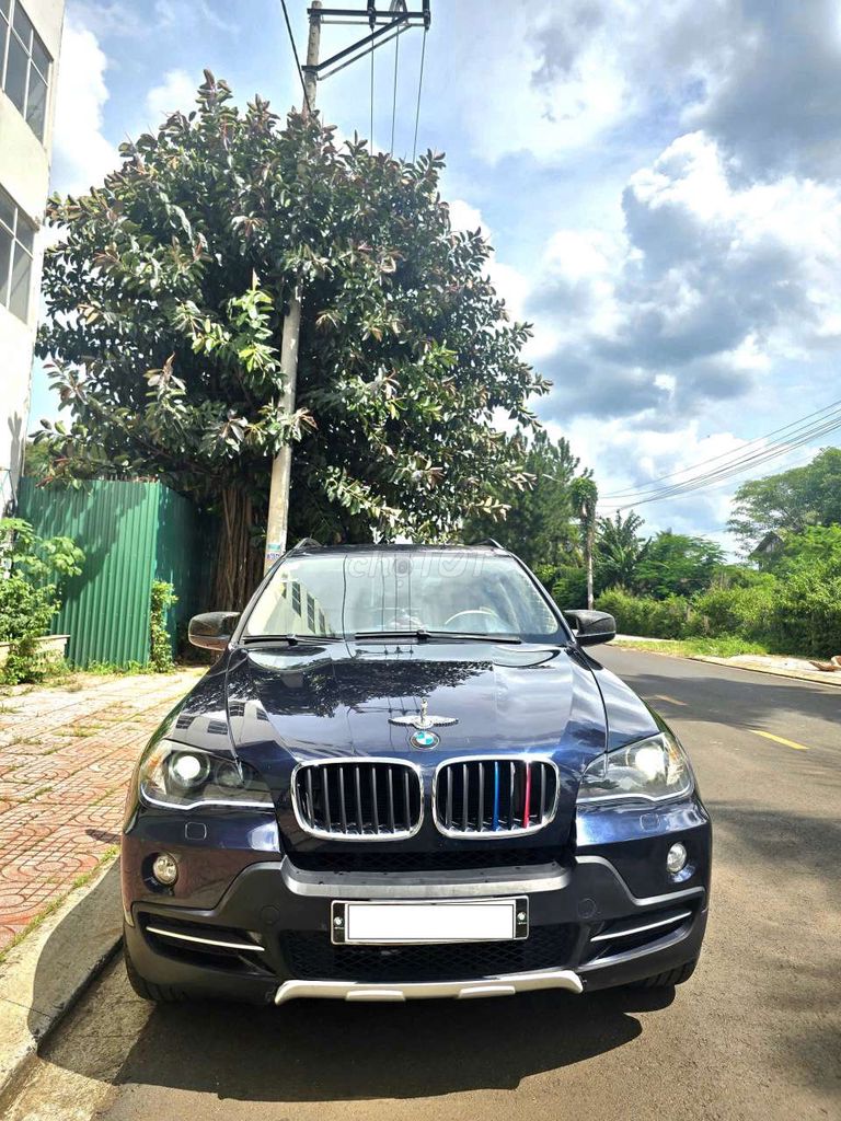 BMW X5 - ảnh 1