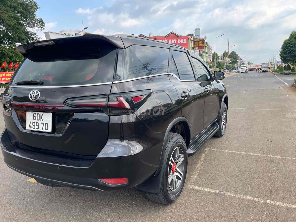 Toyota Fortuner 2017 - ảnh 3
