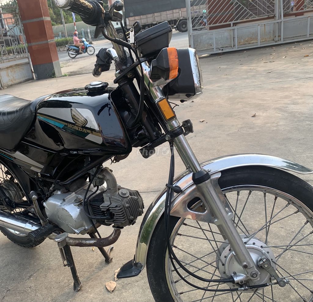 Honda Win 1994 - ảnh 4
