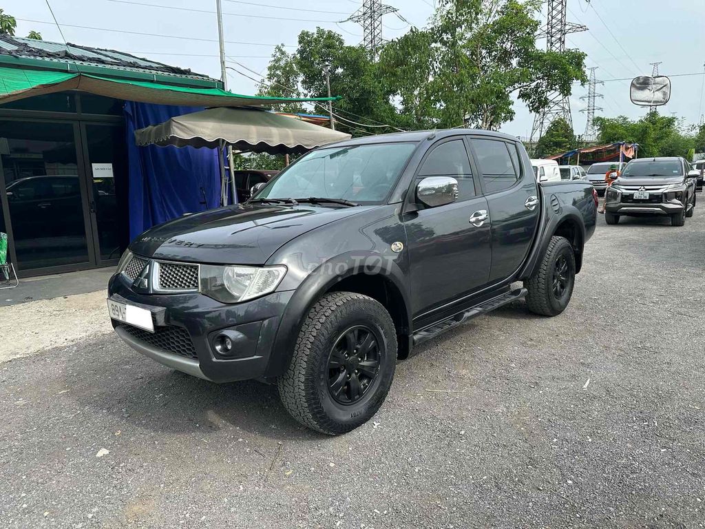 Mitsubishi Triton 2009 - ảnh 2