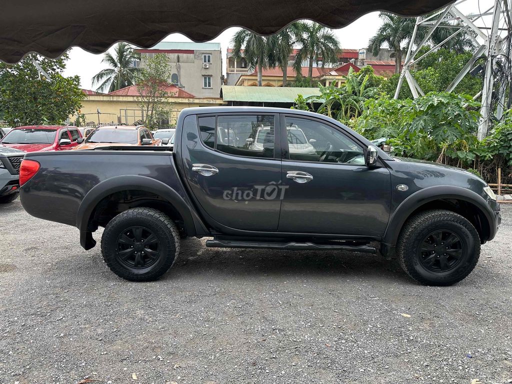 Mitsubishi Triton 2009 - ảnh 5