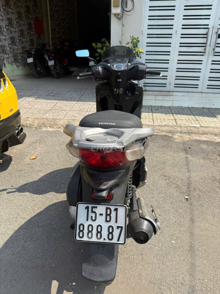 Honda SH 2012 - ảnh 2