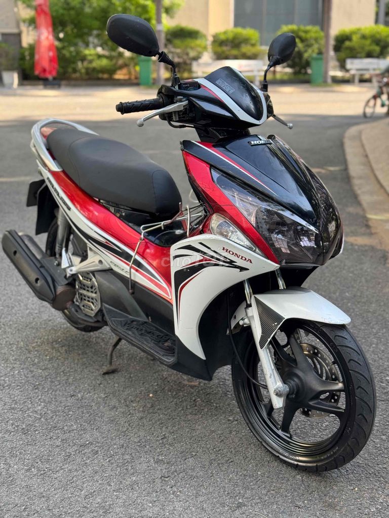 Honda Air Blade 2011 - ảnh 1