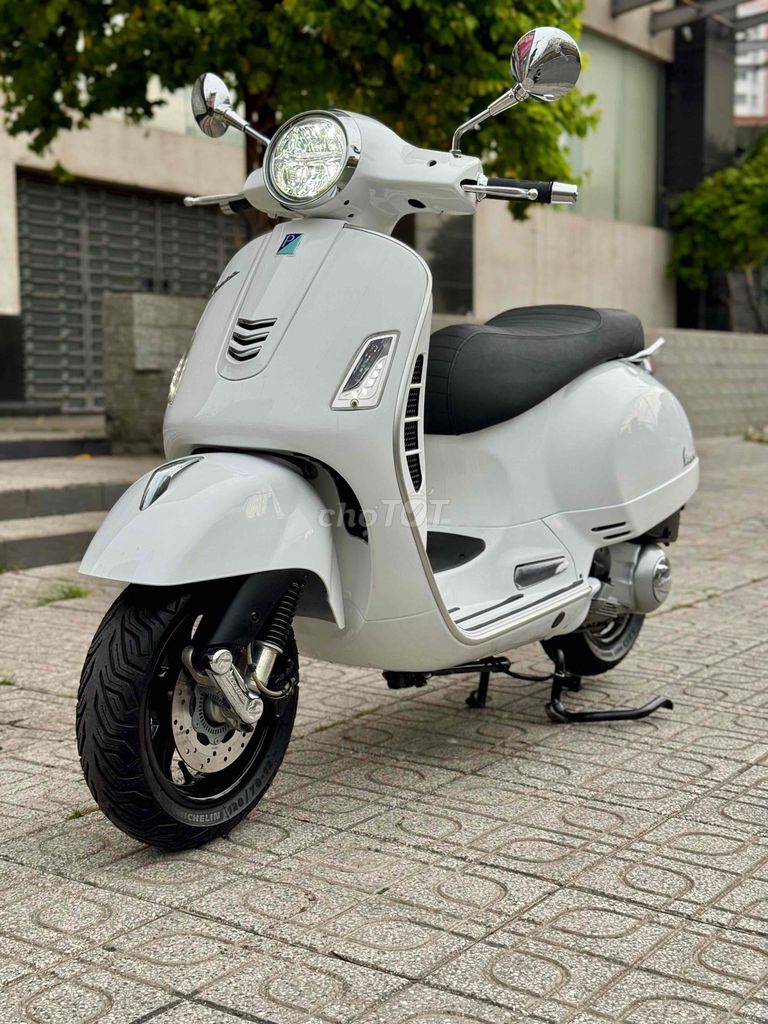 Piaggio GTS 2017 - ảnh 1