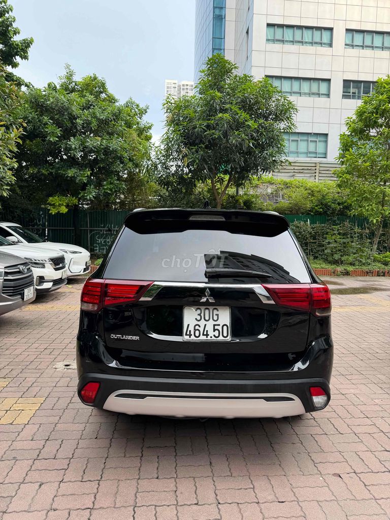Mitsubishi Outlander 2020 - ảnh 4