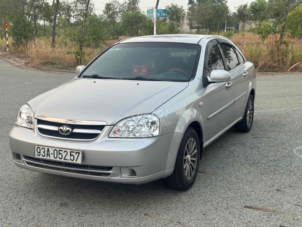 Daewoo Lacetti 2009 - ảnh 2
