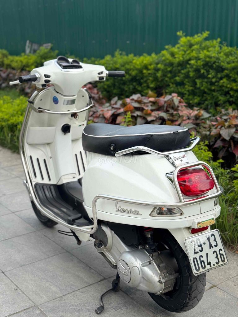 Piaggio Vespa 2013 - ảnh 3