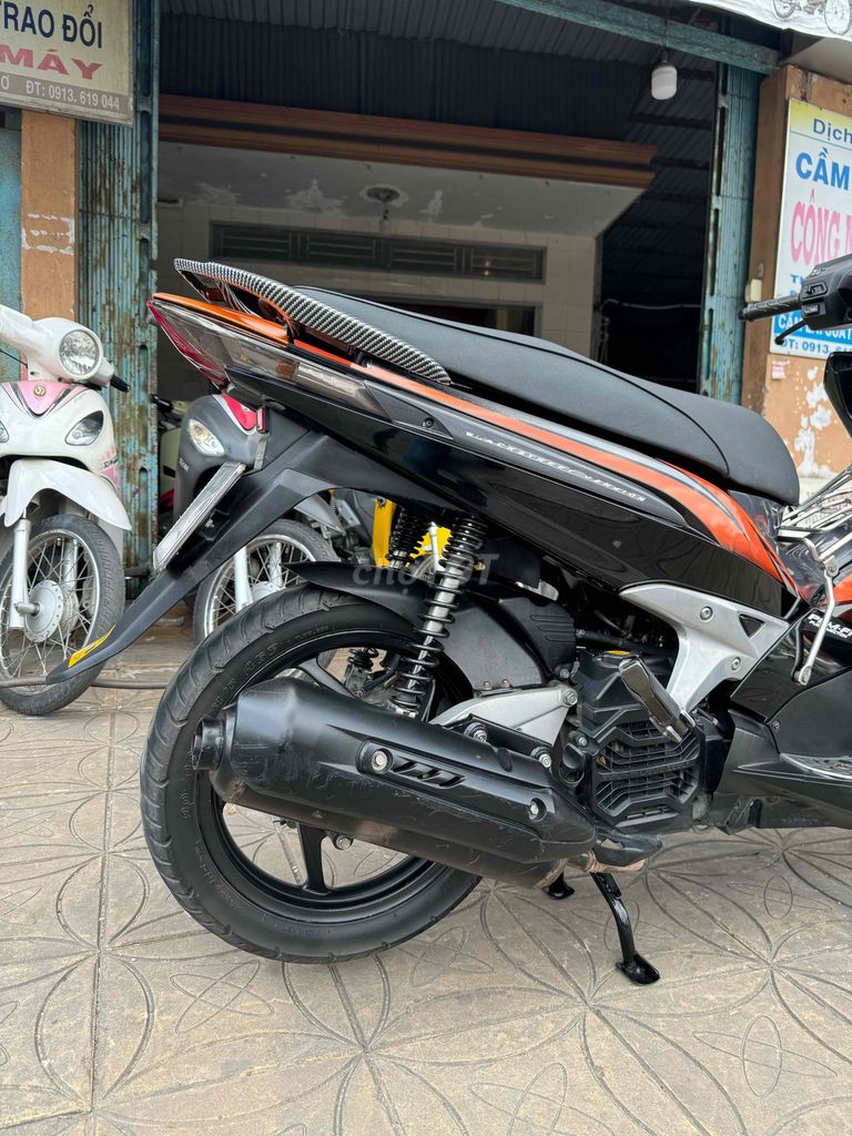 AIR BLADE 2011 - ảnh 4