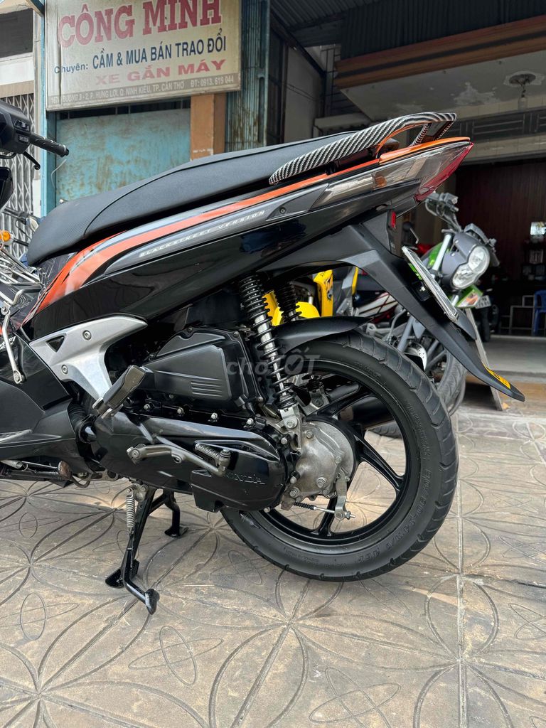 AIR BLADE 2011 - ảnh 5