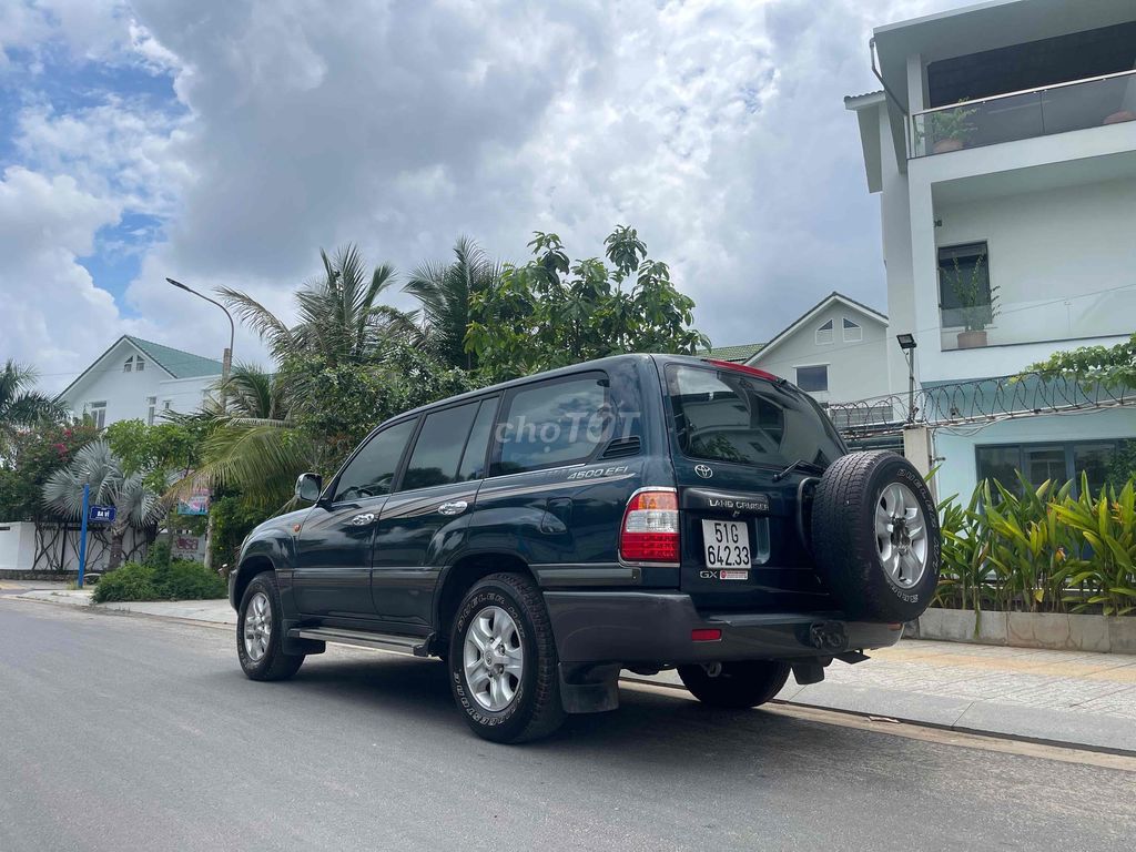 Toyota Land Cruiser 2005 - ảnh 2
