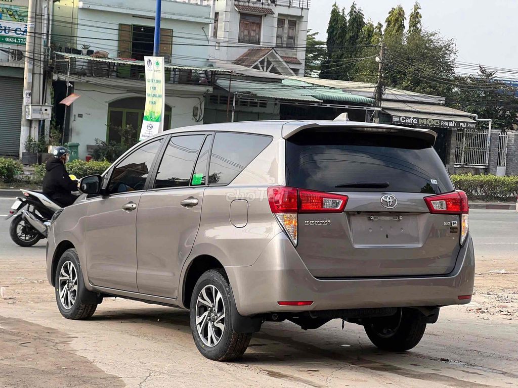 Toyota Innova 2023 - ảnh 3