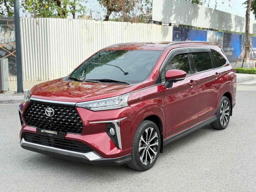 Toyota Veloz Cross - ảnh 3