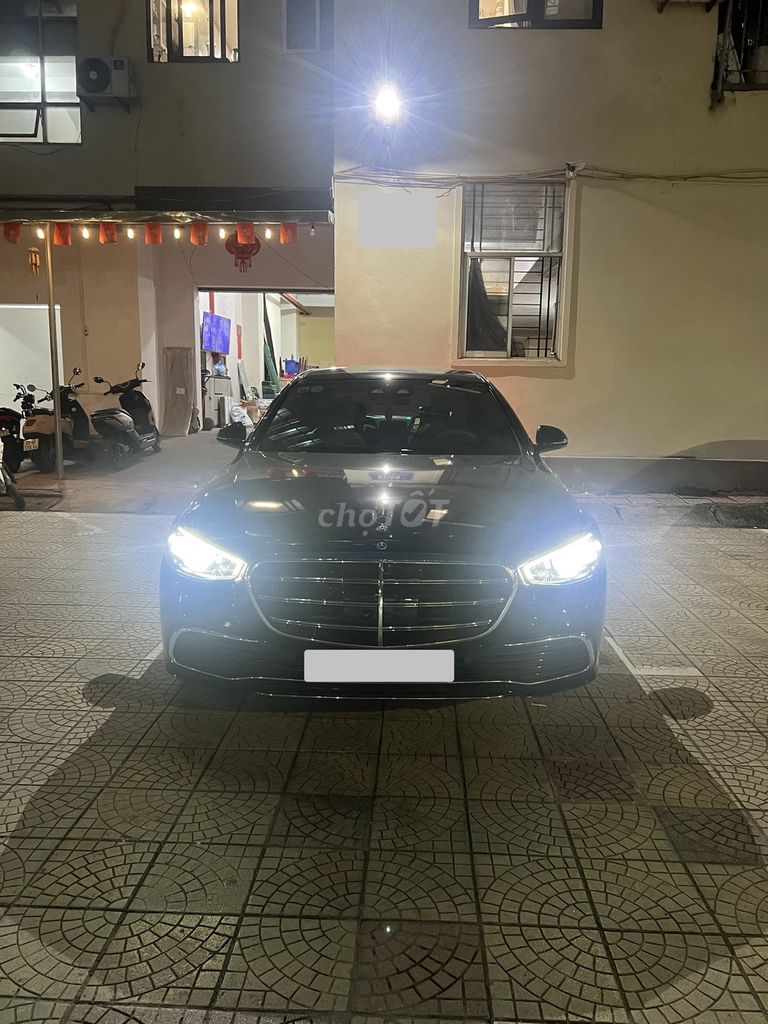 Mercedes-Benz 2022 - ảnh 1
