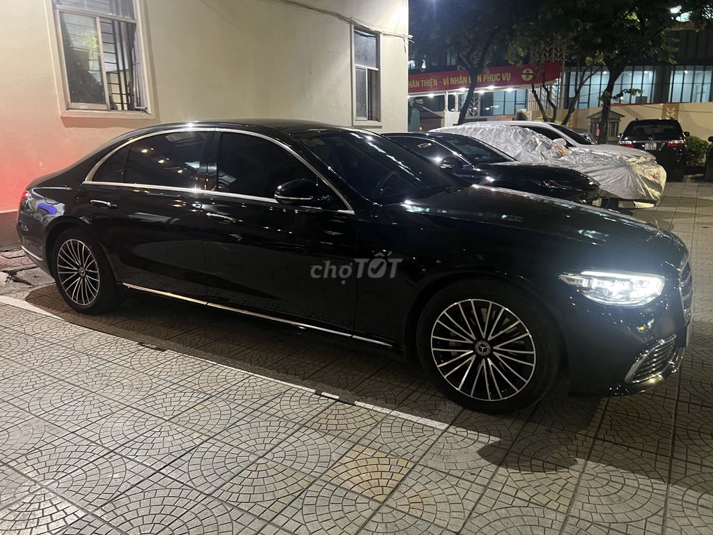 Mercedes-Benz 2022 - ảnh 3
