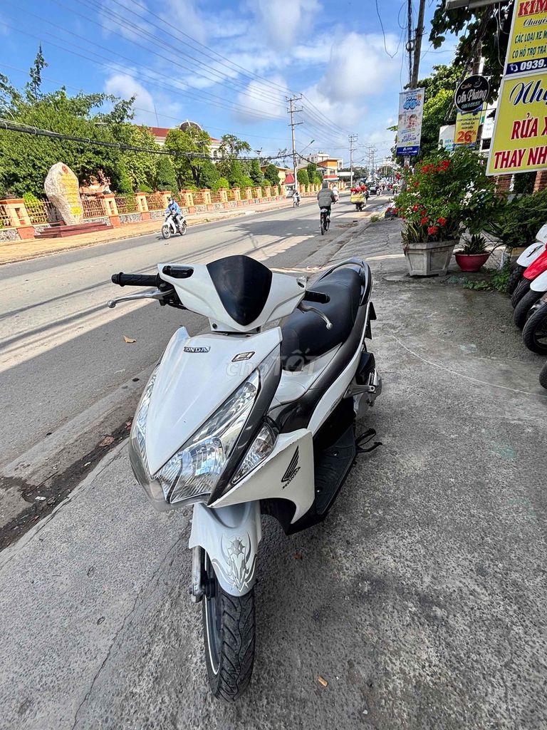 Honda Air Blade 2012 - ảnh 2