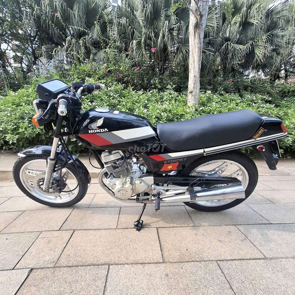Honda CB 1992 - ảnh 1