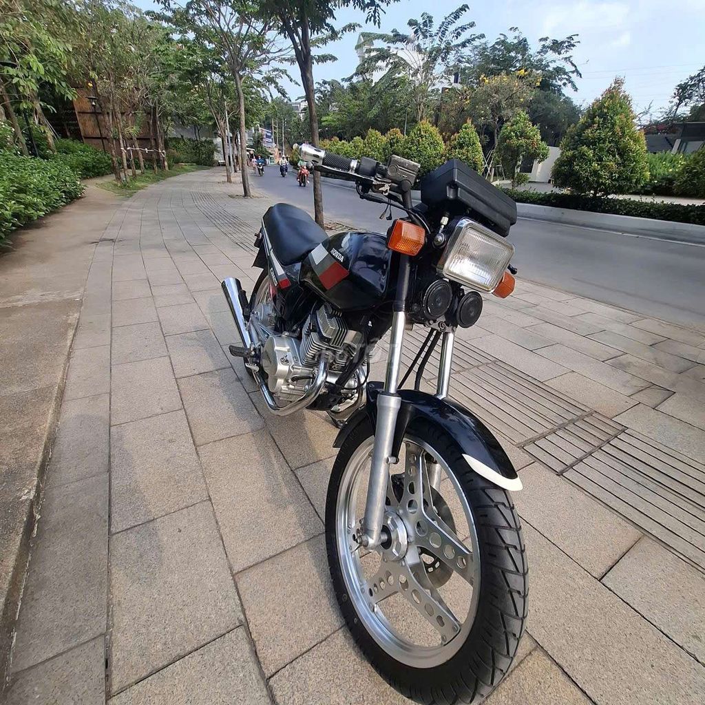 Honda CB 1992 - ảnh 2
