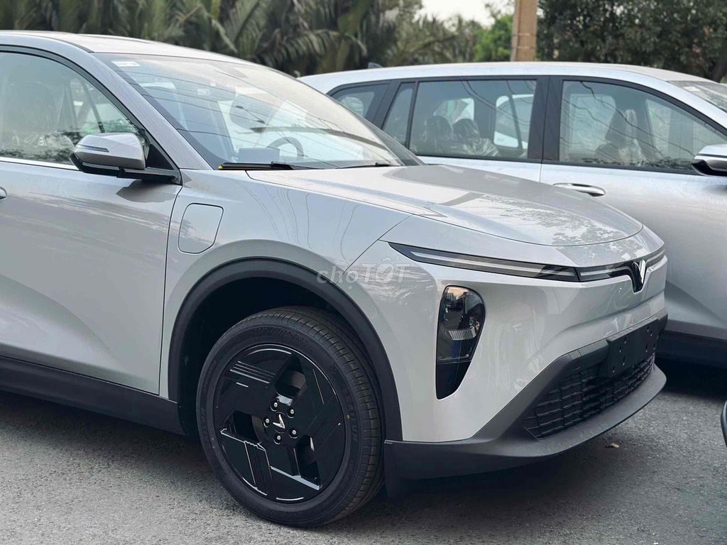 VinFast Limo Green 2025 - ảnh 5