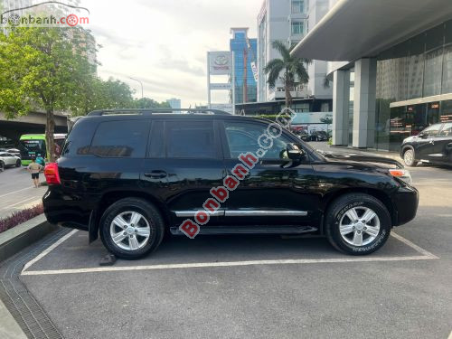 Toyota Land Cruiser 5.7 V8 2014 - ảnh 2