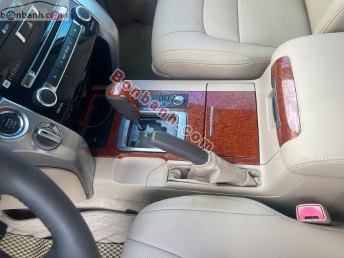 Toyota Land Cruiser 5.7 V8 2014 - ảnh 3