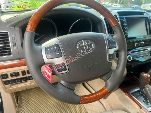 Toyota Land Cruiser 5.7 V8 2014 - ảnh 5