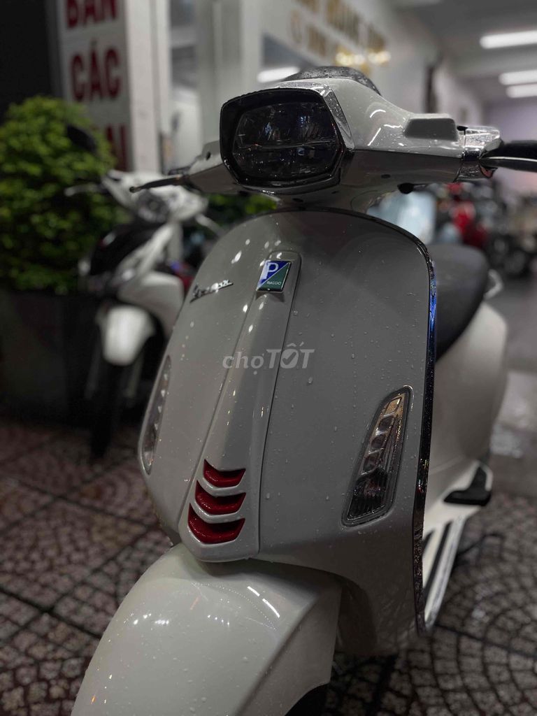 Piaggio Vespa 2022 - ảnh 3
