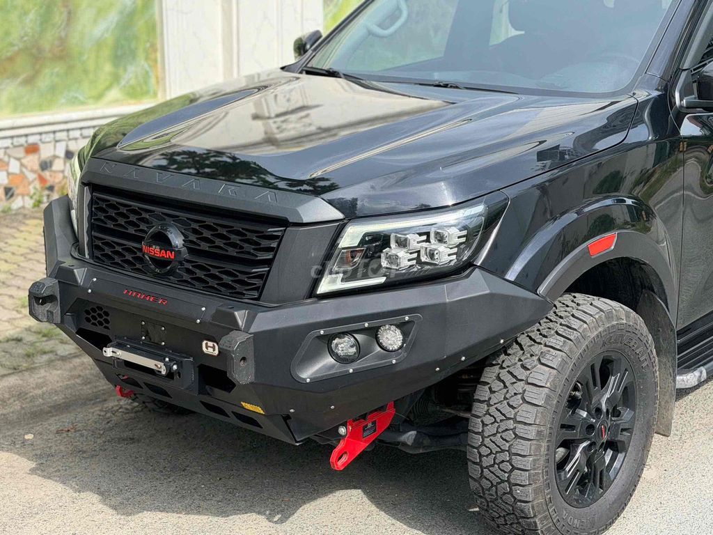 Nissan Navara 2022 - ảnh 2