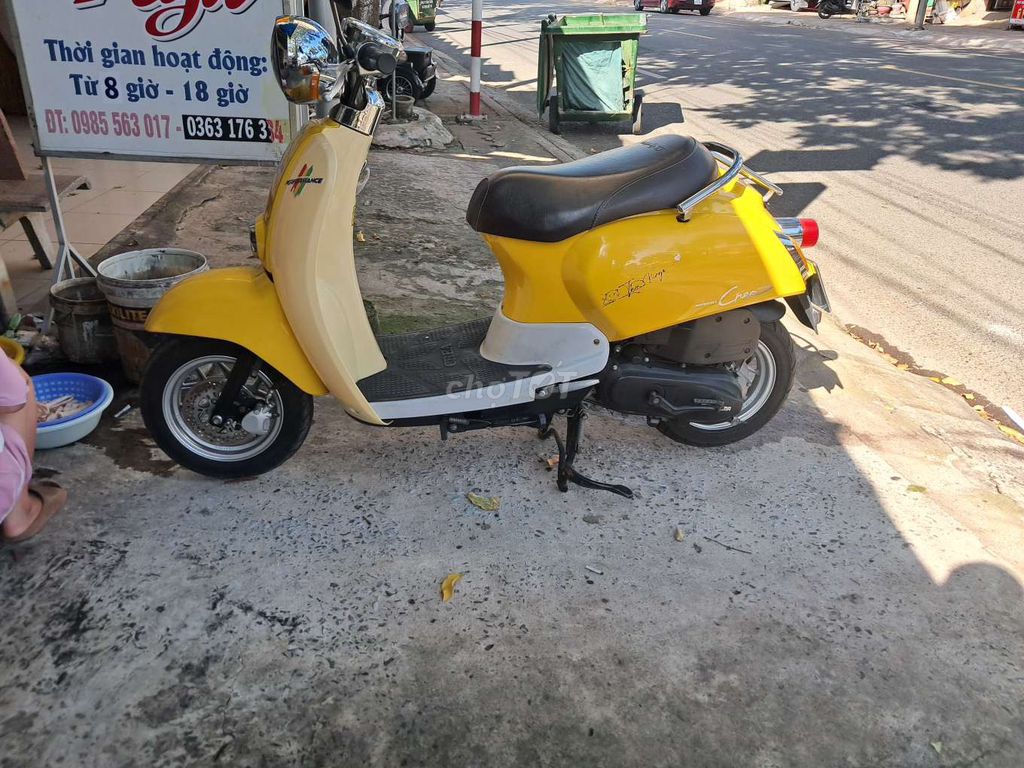 Tay ga 2022 - ảnh 1