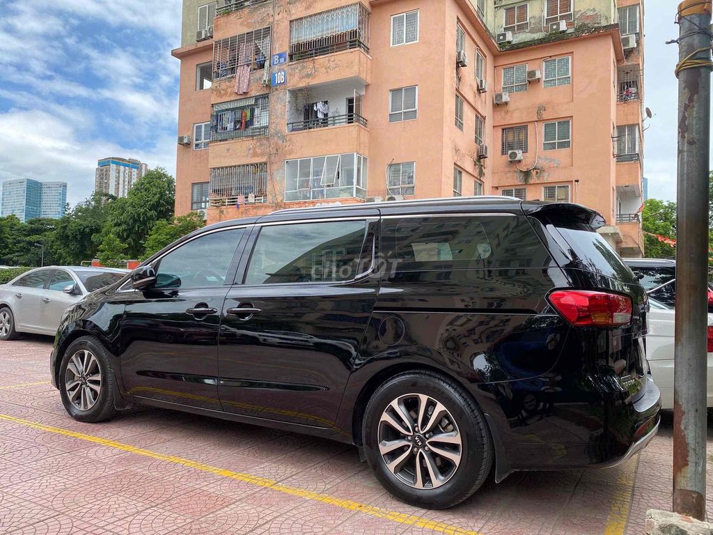 Kia Sedona 2018 - ảnh 3