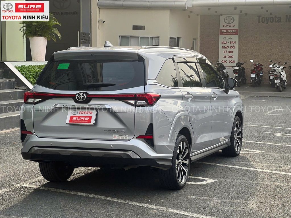 Toyota Veloz Cross 2025 - ảnh 5