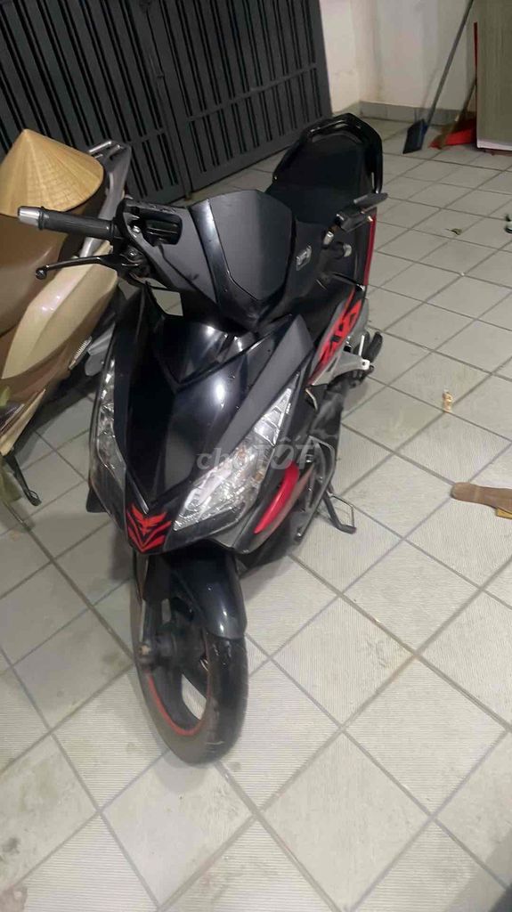 Honda Air Blade 2011 - ảnh 2