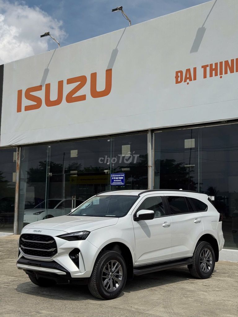 Isuzu - ảnh 1