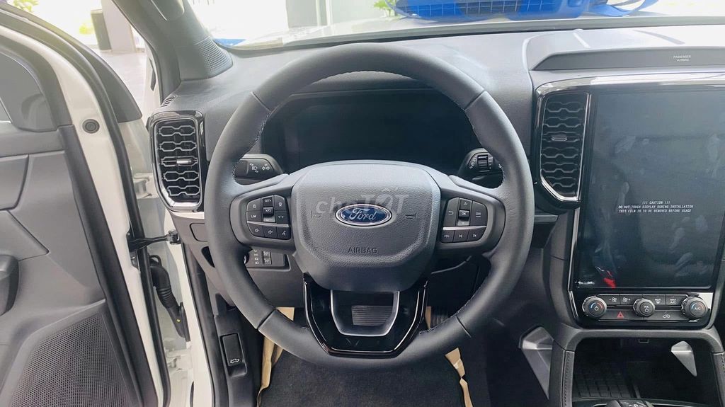 Ford 2025 - ảnh 3