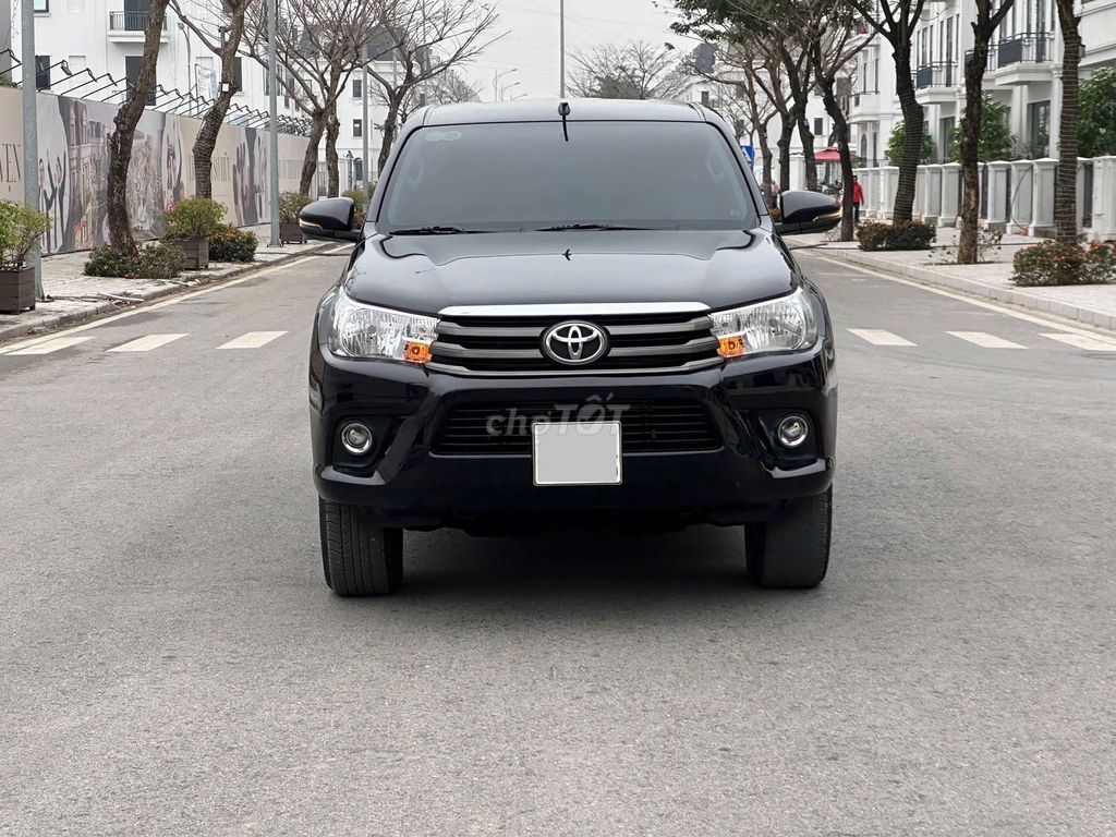 Toyota Hilux 2020 - ảnh 2