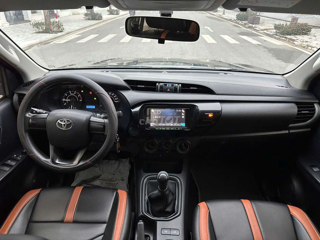 Toyota Hilux 2020 - ảnh 5
